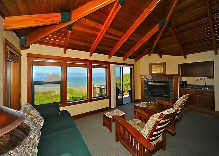 Elk Cove Inn & Spa